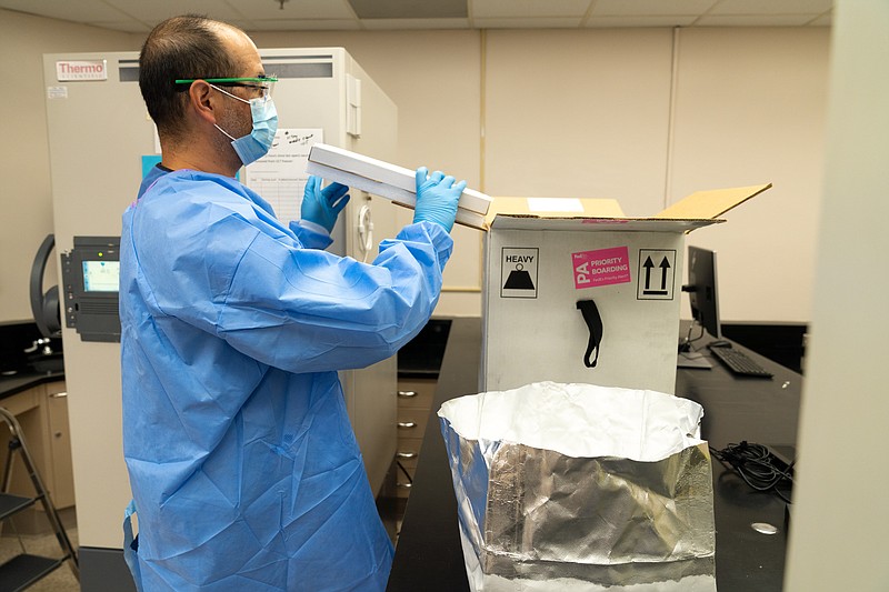 Rady Children’s Hospital Begins Vaccinating Frontline Workers