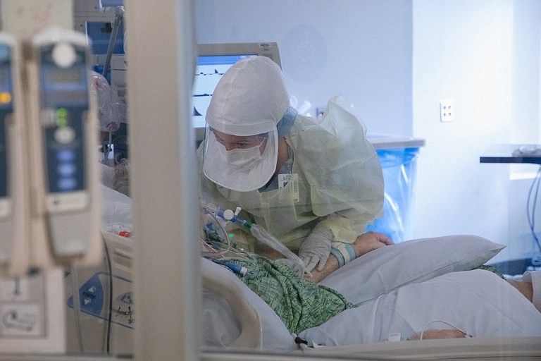 San Diego Hospitals Brace For Surge In COVID-19 Patients